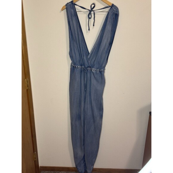 Mazik Jumpsuit Womens M Blue Chambray Sleeveless Wrap Front Tie Neck Boho Beachy - Picture 2 of 12